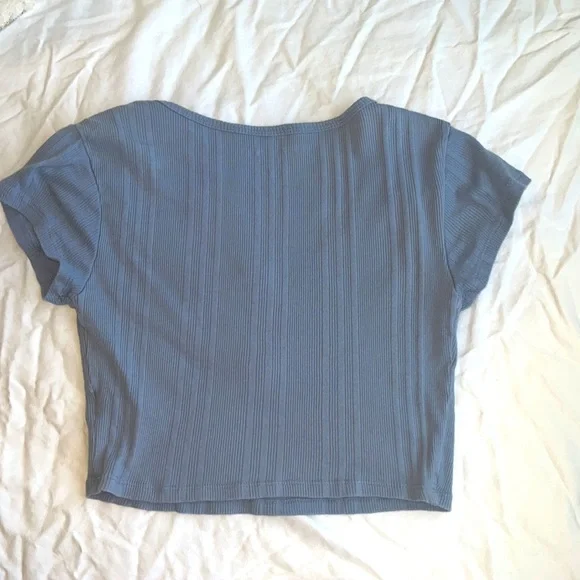 light blue aeropostale cropped shirt size M - Picture 2 of 2